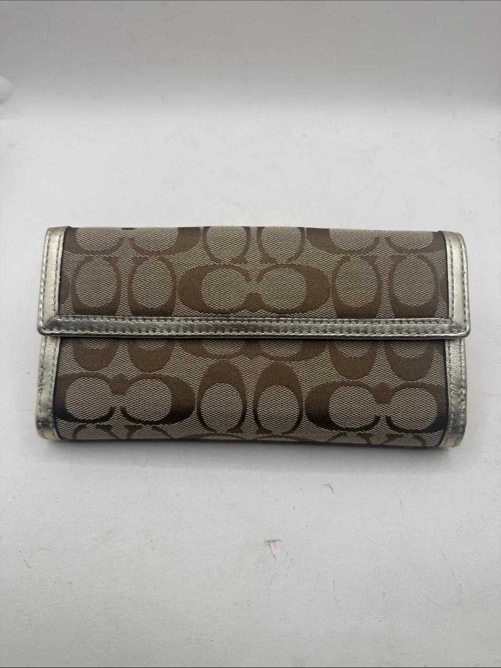 Coach Turnlock Slim Envelope Flap Wallet Purse Tan Checkbook ID Card Holder